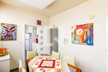 Apartamento à venda com 270m², 4 quartos e 4 vagasCopa