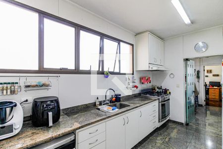 Apartamento à venda com 270m², 4 quartos e 4 vagasCozinha