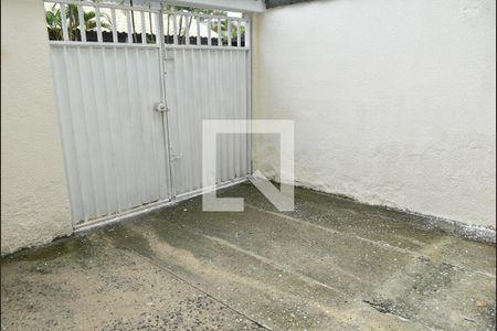Garagem de casa de condomínio para alugar com 2 quartos, 75m² em Campo Grande, Rio de Janeiro