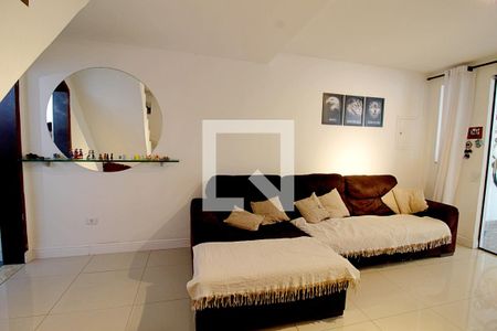 Sala  de casa de condomínio à venda com 2 quartos, 191m² em Vila das Oliveiras, Taboão da Serra
