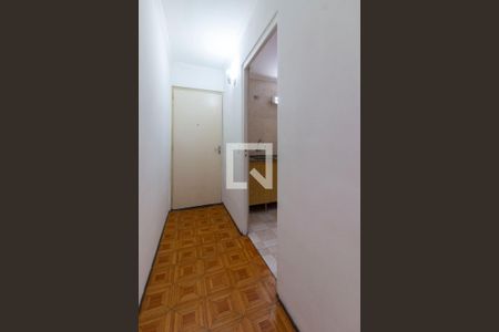 Apartamento para alugar com 74m², 3 quartos e 2 vagasCorredor