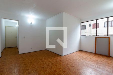Sala de apartamento para alugar com 3 quartos, 74m² em Itaquera, São Paulo