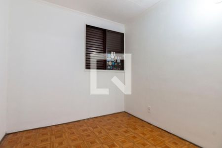 Quarto 1 de apartamento para alugar com 3 quartos, 74m² em Itaquera, São Paulo