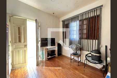 Casa à venda com 200m², 3 quartos e sem vaga Casa à venda com 200m², 3 quartos e sem vagaQuarto 3