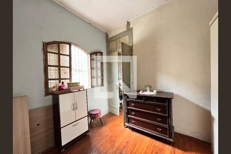 Casa à venda com 200m², 3 quartos e sem vaga Casa à venda com 200m², 3 quartos e sem vagaQuarto 2
