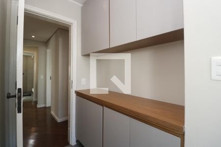 Apartamento à venda com 159m², 4 quartos e 3 vagasCozinha - Armários