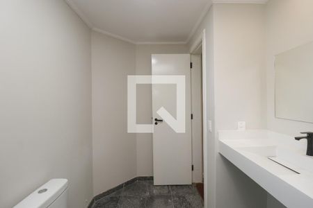 Apartamento à venda com 159m², 4 quartos e 3 vagasBanheiro da Suíte 4