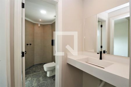 Apartamento à venda com 159m², 4 quartos e 3 vagasBanheiro da Suíte 1