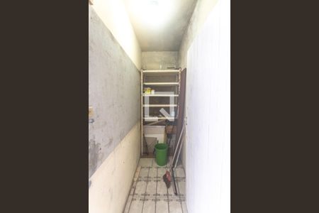 Casa à venda com 187m², 3 quartos e 2 vagasQuarto de serviço