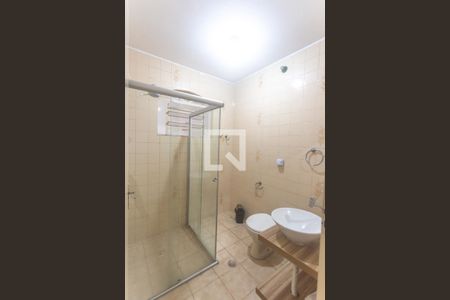 Casa à venda com 187m², 3 quartos e 2 vagasBanheiro social