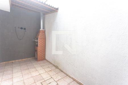 Casa à venda com 187m², 3 quartos e 2 vagasQuintal