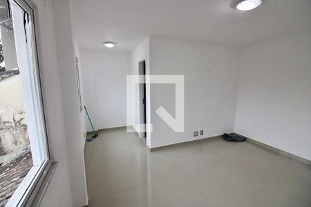 Casa de condomínio à venda com 300m², 4 quartos e 2 vagas Casa de condomínio à venda com 300m², 4 quartos e 2 vagasSuite 2