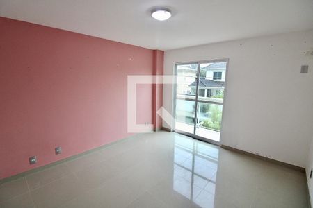 Casa de condomínio à venda com 300m², 4 quartos e 2 vagas Casa de condomínio à venda com 300m², 4 quartos e 2 vagasSuite 3