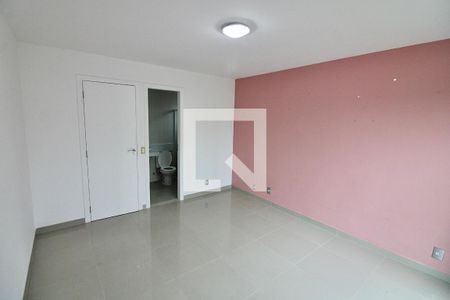 Casa de condomínio à venda com 300m², 4 quartos e 2 vagas Casa de condomínio à venda com 300m², 4 quartos e 2 vagasSuite 3