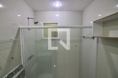 Casa de condomínio à venda com 300m², 4 quartos e 2 vagas Casa de condomínio à venda com 300m², 4 quartos e 2 vagasBanheiro da Suíte 2