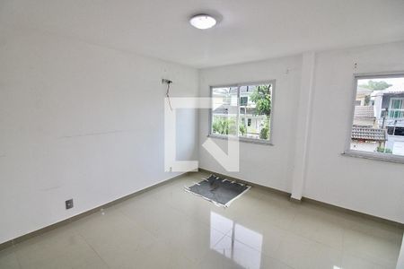 Casa de condomínio à venda com 300m², 4 quartos e 2 vagas Casa de condomínio à venda com 300m², 4 quartos e 2 vagasSuite 2