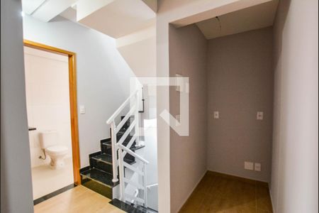 Escada de casa à venda com 2 quartos, 85m² em Vila Marina, Santo André