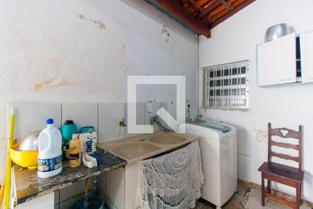 Casa à venda com 250m², 4 quartos e 4 vagasLavanderia