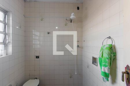 Casa à venda com 250m², 4 quartos e 4 vagasBanheiro 2