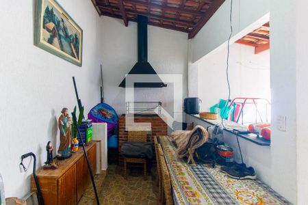 Casa à venda com 250m², 4 quartos e 4 vagasChurrasqueira