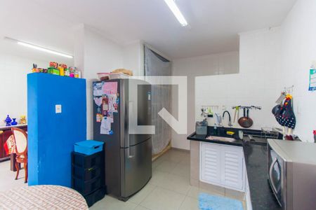 Casa à venda com 250m², 4 quartos e 4 vagasCozinha