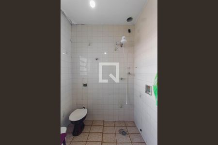 Casa à venda com 250m², 4 quartos e 4 vagasBanheiro 2