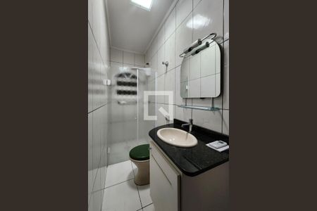 Casa à venda com 120m², 3 quartos e 1 vaga Casa à venda com 120m², 3 quartos e 1 vagaBanheiro da Suíte 2