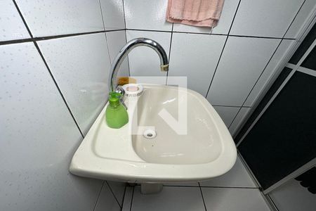 Casa à venda com 140m², 3 quartos e 2 vagasBanheiro Externo