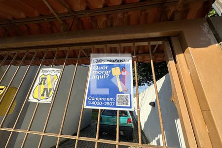 Casa à venda com 115m², 3 quartos e 2 vagasFachada