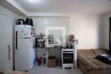 Apartamento para alugar com 32m², 2 quartos e sem vaga Apartamento para alugar com 32m², 2 quartos e sem vagaSala-Cozinha