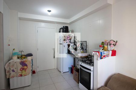 Apartamento para alugar com 32m², 2 quartos e sem vaga Apartamento para alugar com 32m², 2 quartos e sem vagaSala-Cozinha