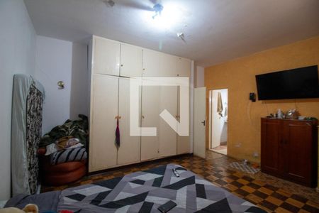 Casa à venda com 330m², 5 quartos e 5 vagas Casa à venda com 330m², 5 quartos e 5 vagasQuarto 5 - Suíte 2