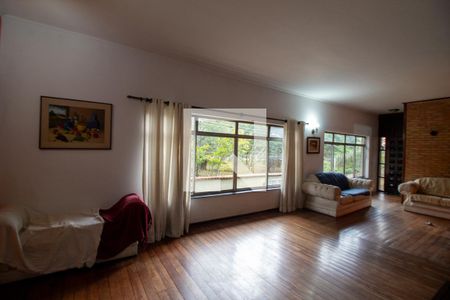 Sala de casa à venda com 5 quartos, 330m² em Chácara Monte Alegre, São Paulo