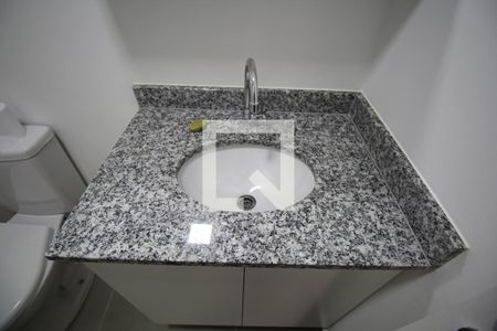 Banheiro de apartamento para alugar com 1 quarto, 29m² em Vila Mariana, São Paulo