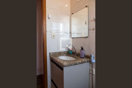 Apartamento à venda com 180m², 4 quartos e 2 vagasBanheiro Social