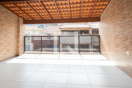 Casa à venda com 218m², 3 quartos e 2 vagasSacada - Suíte 