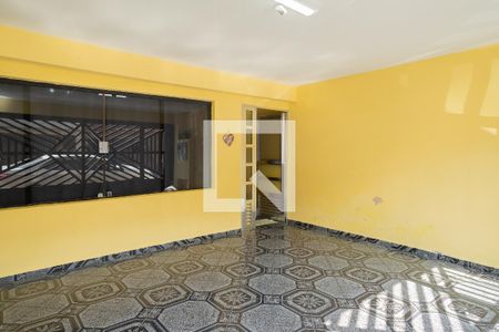Casa à venda com 218m², 3 quartos e 2 vagasGaragem