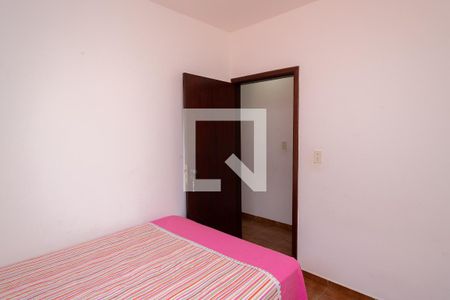 Casa à venda com 218m², 3 quartos e 2 vagasQuarto 2