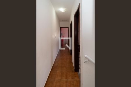 Casa à venda com 218m², 3 quartos e 2 vagasCorredor - Quartos 