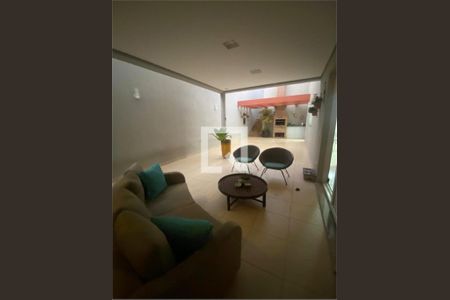 Casa à venda com 3 quartos, 220m² em Água Fria, São Paulo