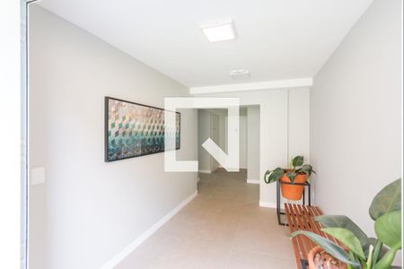 Hall de Entrada de apartamento para alugar com 2 quartos, 44m² em Santo Amaro, São Paulo