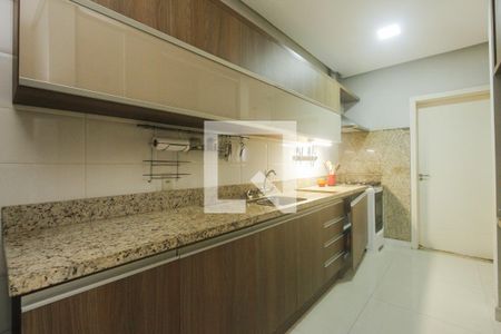 Cozinha de casa à venda com 3 quartos, 280m² em Jardim Lindóia, Porto Alegre
