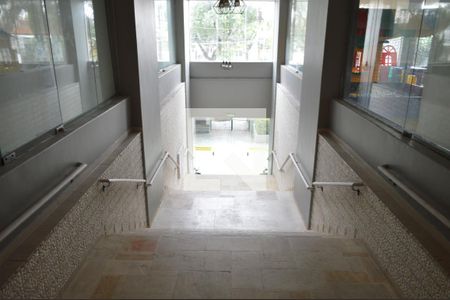 Apartamento para alugar com 86m², 2 quartos e 2 vagasHall