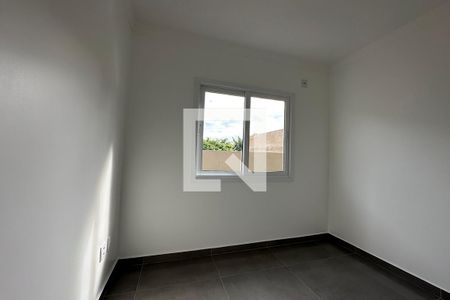 Casa à venda com 74m², 2 quartos e sem vagaQuarto 2