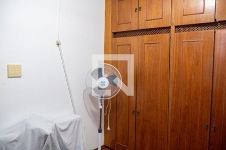 Casa à venda com 220m², 4 quartos e 2 vagasQuarto 4