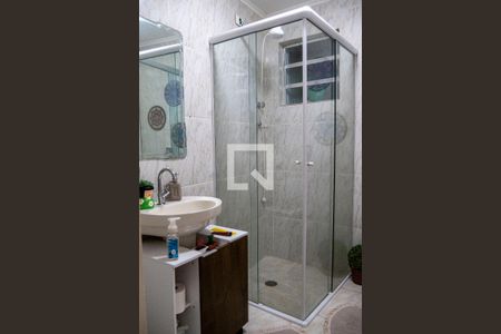 Casa à venda com 220m², 4 quartos e 2 vagasBanheiro 2