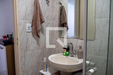 Casa à venda com 220m², 4 quartos e 2 vagasBanheiro 2