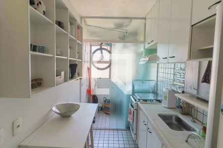 Apartamento para alugar com 68m², 3 quartos e 2 vagas Apartamento para alugar com 68m², 3 quartos e 2 vagasCozinha e Lavanderia