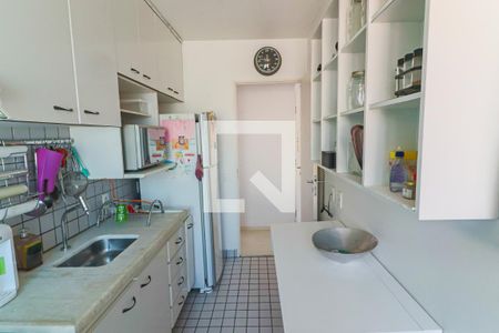 Apartamento para alugar com 68m², 3 quartos e 2 vagas Apartamento para alugar com 68m², 3 quartos e 2 vagasCozinha e Lavanderia