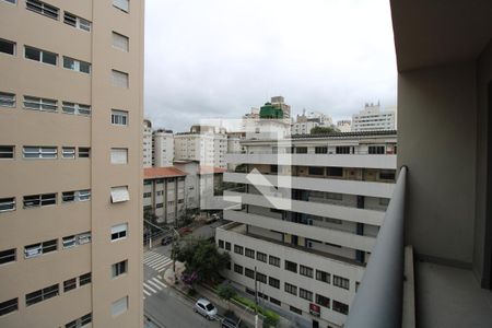 Vista da varanda da suíte de apartamento para alugar com 1 quarto, 24m² em Perdizes, São Paulo